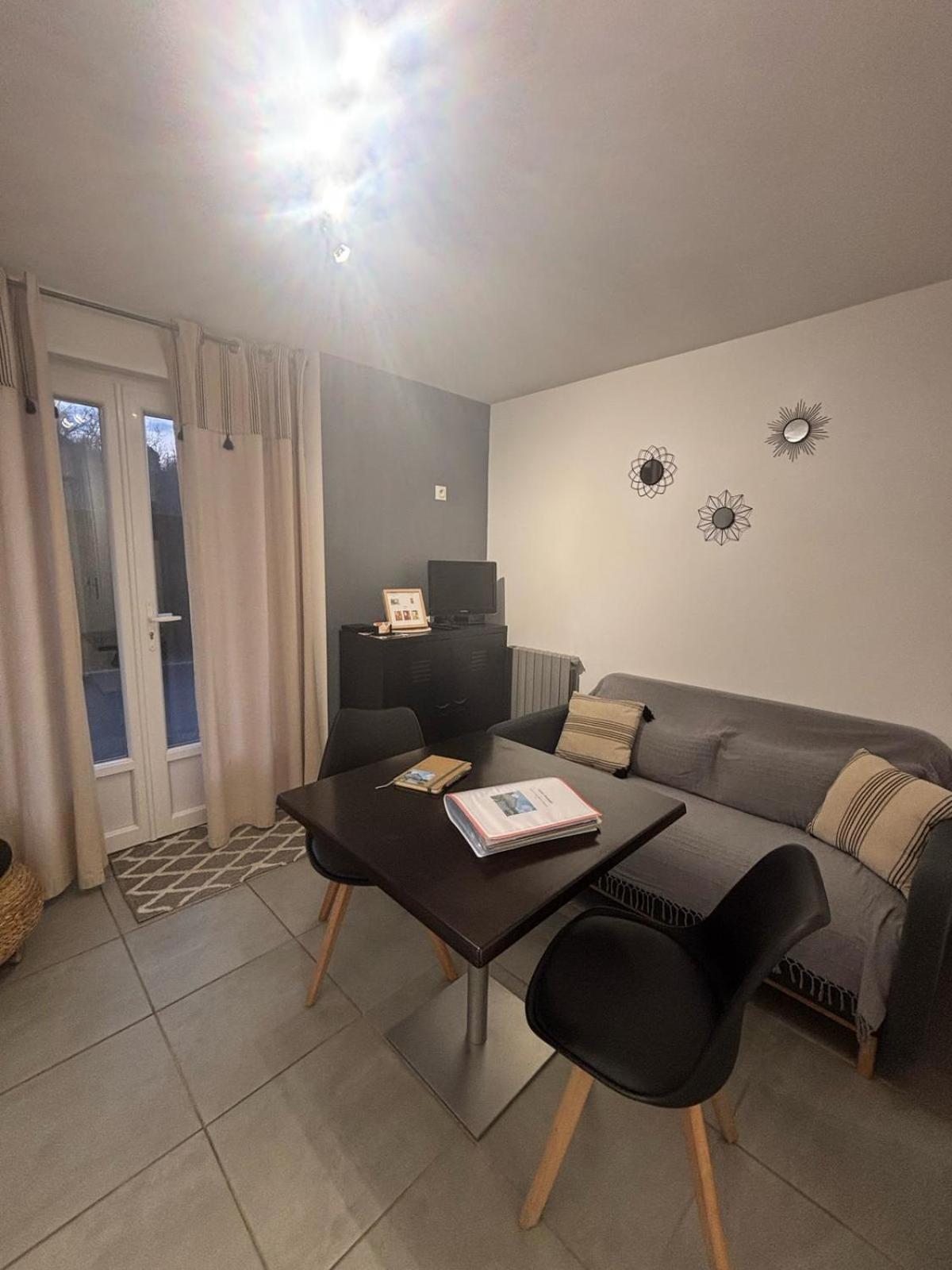 Appartement En Aveyron Aubin  Esterno foto